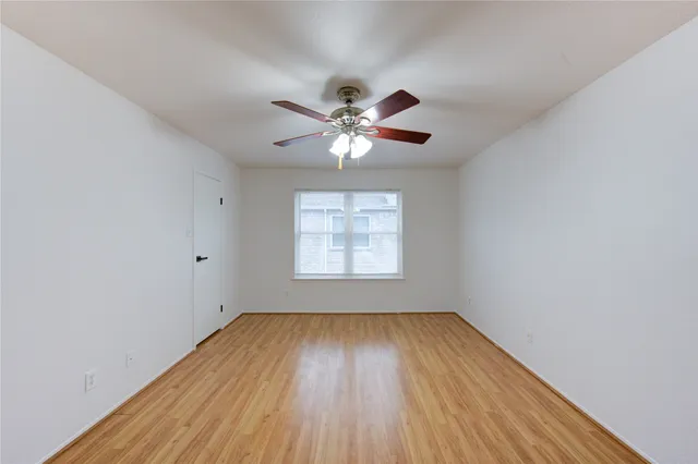 $205,000 | 7657 Cambridge Street, Unit 7657, Houston, TX 77054