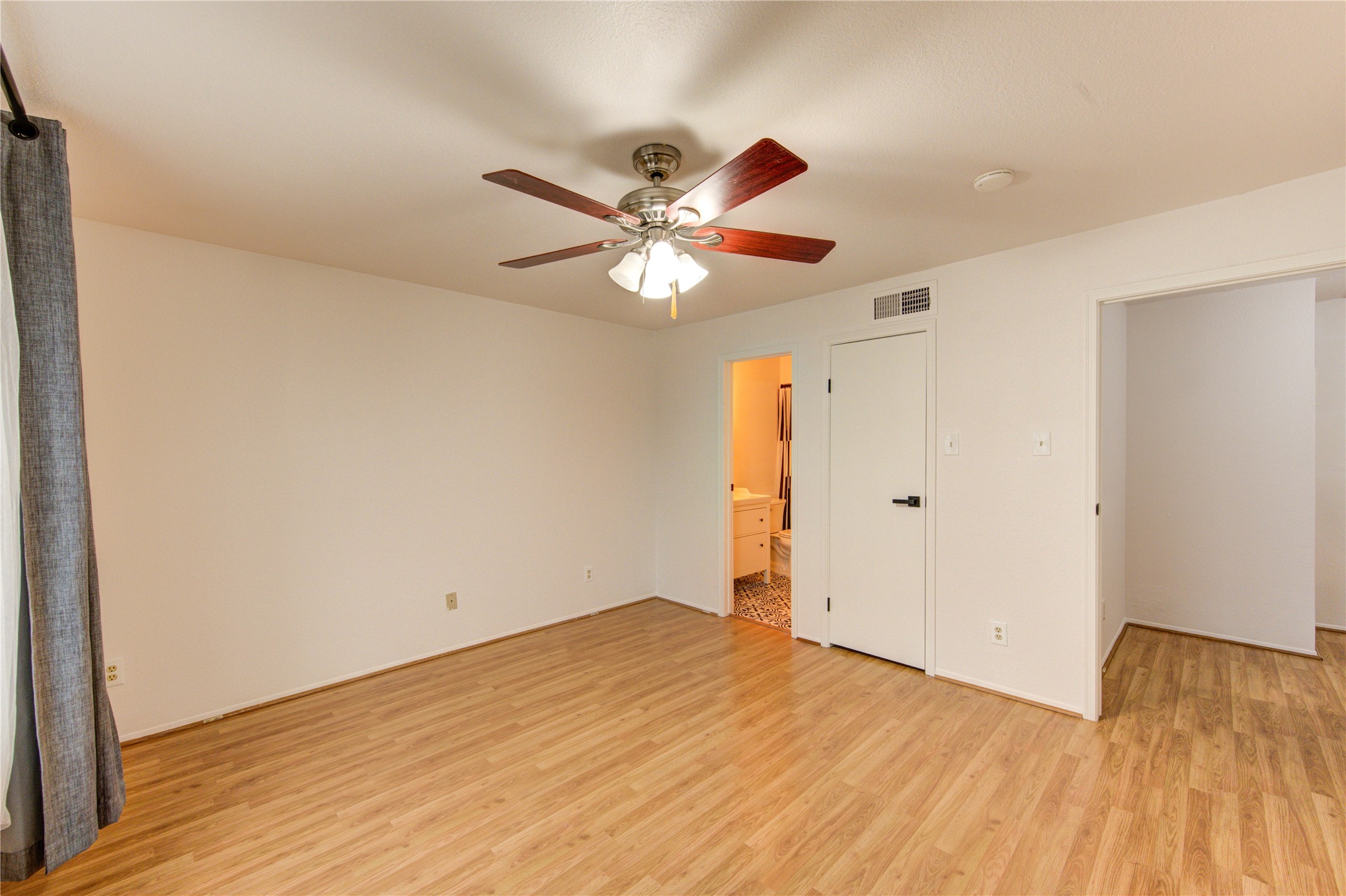 7657 Cambridge Street, Unit 7657 Houston, TX 77054 - Photo 28 of 35