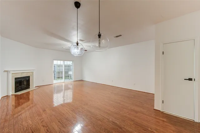 $205,000 | 7657 Cambridge Street, Unit 7657, Houston, TX 77054