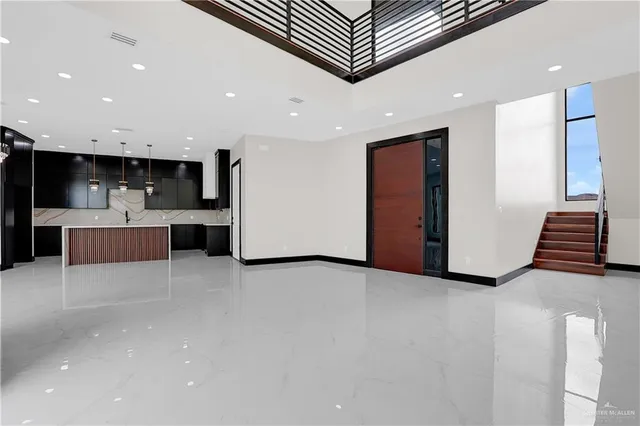 $550,000 | 2801 East Zarzamora Avenue, Hidalgo, TX 78557