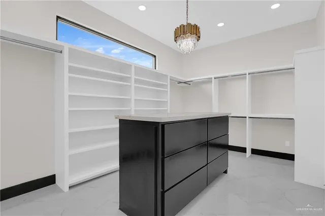 $550,000 | 2801 East Zarzamora Avenue, Hidalgo, TX 78557