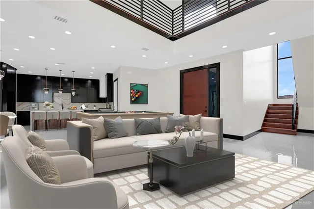 $550,000 | 2801 East Zarzamora Avenue, Hidalgo, TX 78557