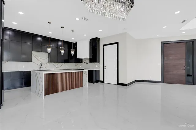 $550,000 | 2801 East Zarzamora Avenue, Hidalgo, TX 78557