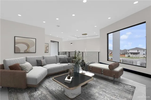 $550,000 | 2801 East Zarzamora Avenue, Hidalgo, TX 78557