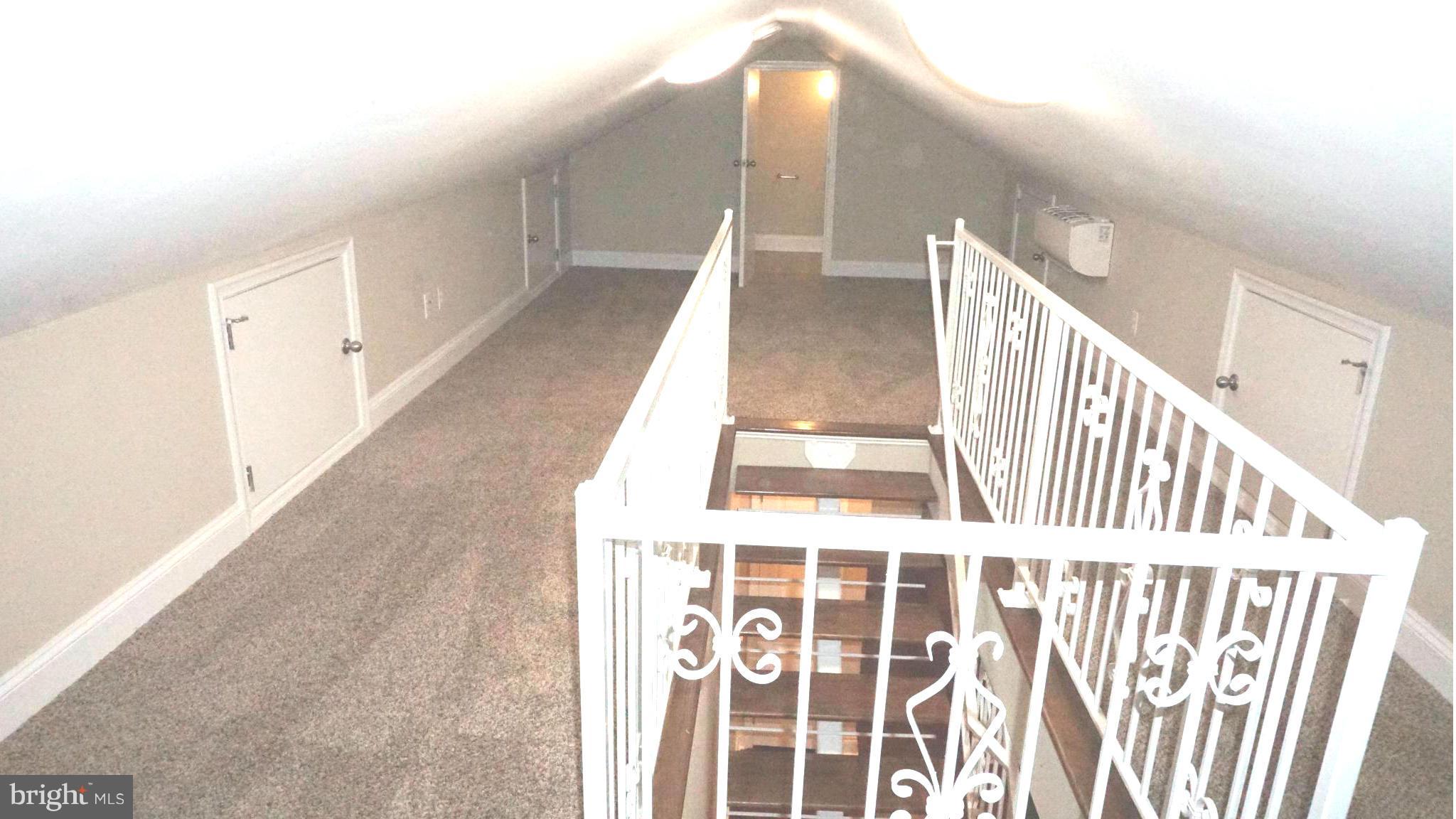 6922 Sollers Point Road Baltimore, MD 21222 - Photo 22 of 30 a view of entryway