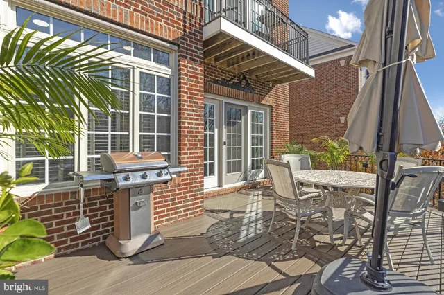 $875,000 | 18527 Bear Creek Terrace, Leesburg, VA 20176