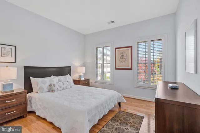 $875,000 | 18527 Bear Creek Terrace, Leesburg, VA 20176