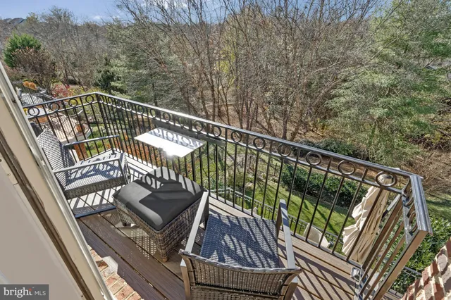 $875,000 | 18527 Bear Creek Terrace, Leesburg, VA 20176