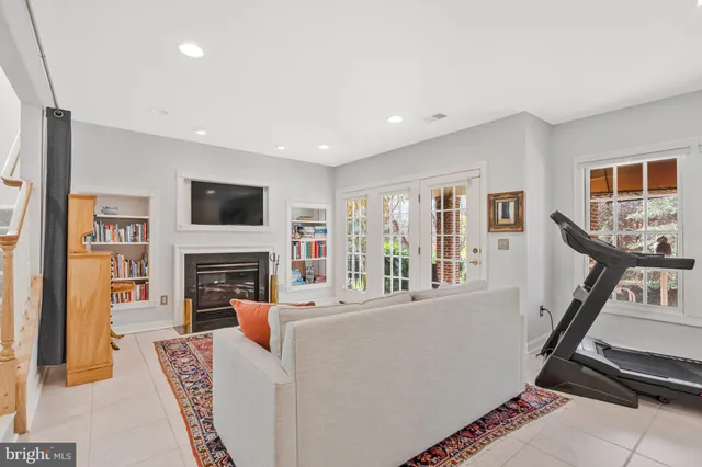 $875,000 | 18527 Bear Creek Terrace, Leesburg, VA 20176