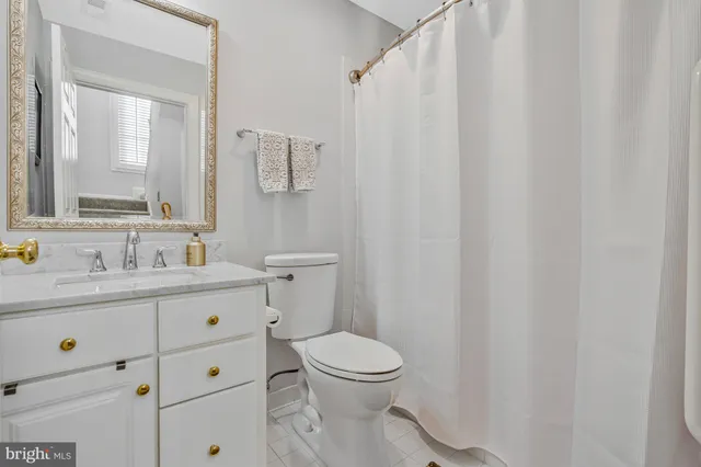 $875,000 | 18527 Bear Creek Terrace, Leesburg, VA 20176