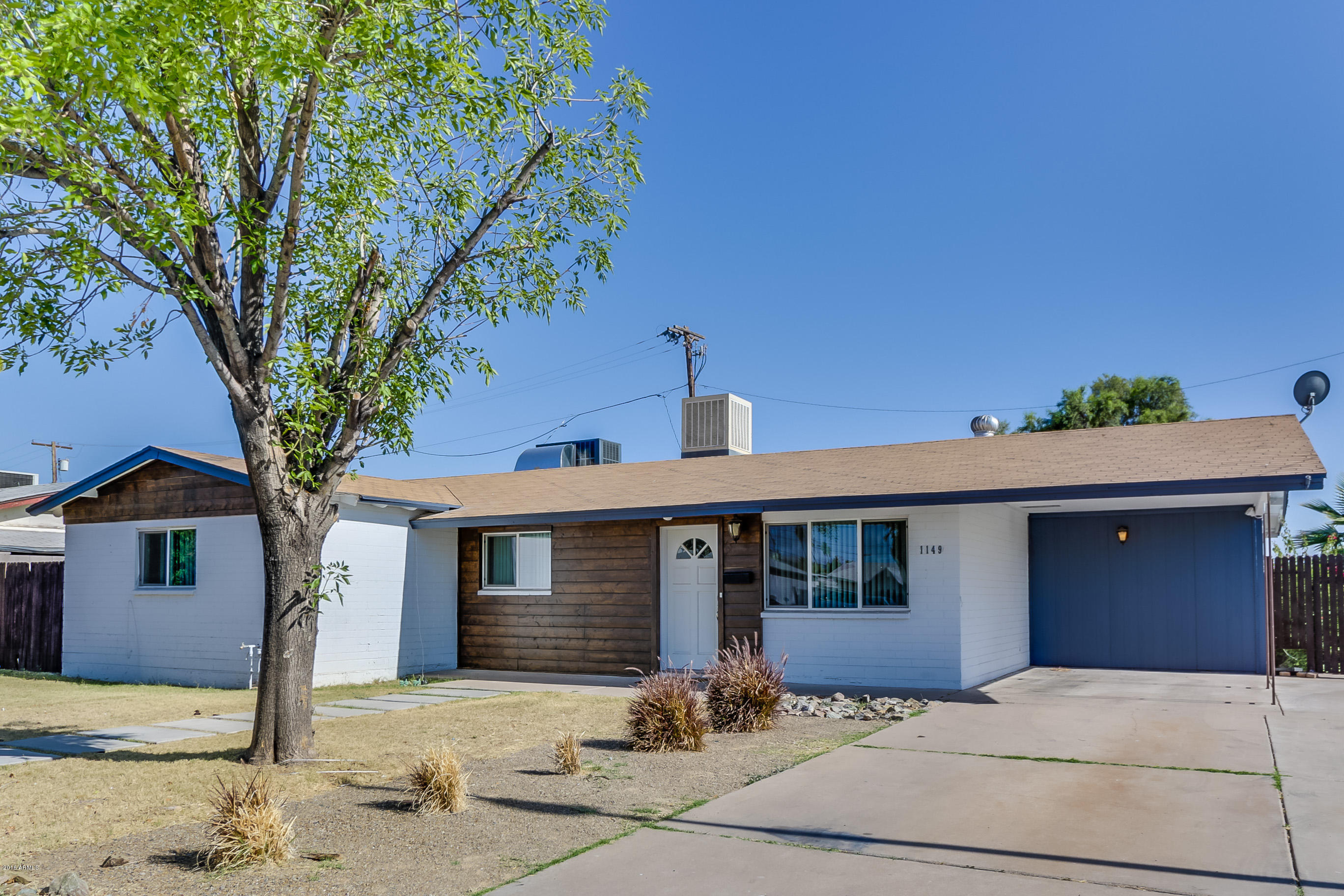 1149 West 10th Street Tempe, AZ 85281 - Photo 2 of 14 FRONT OF HOME