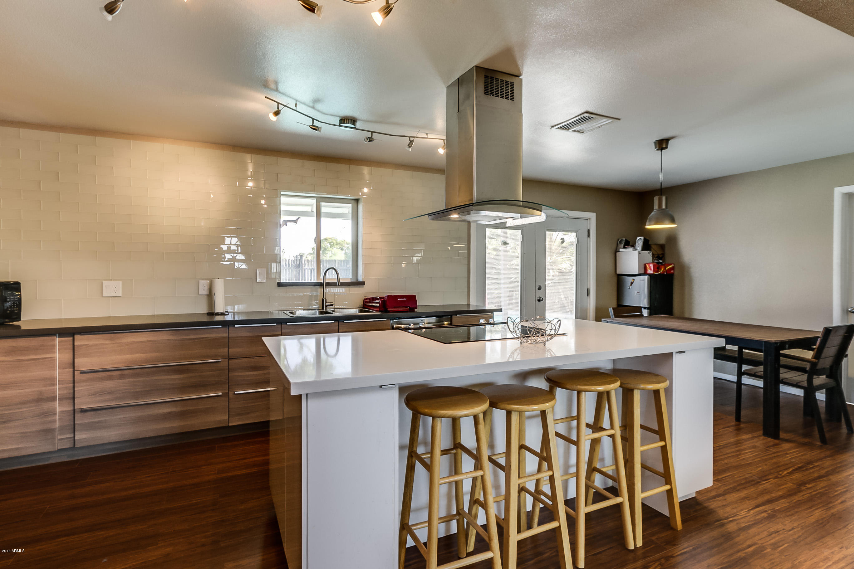 1149 West 10th Street Tempe, AZ 85281 - Photo 5 of 14 CUSTOM KITCHEN