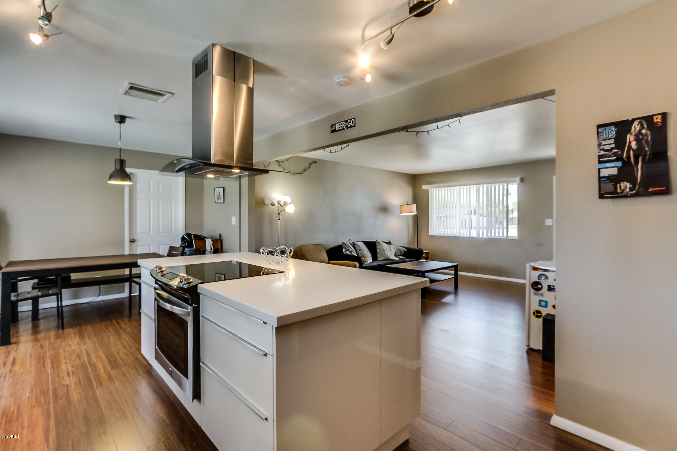 1149 West 10th Street Tempe, AZ 85281 - Photo 6 of 14 CUSTOM KITCHEN
