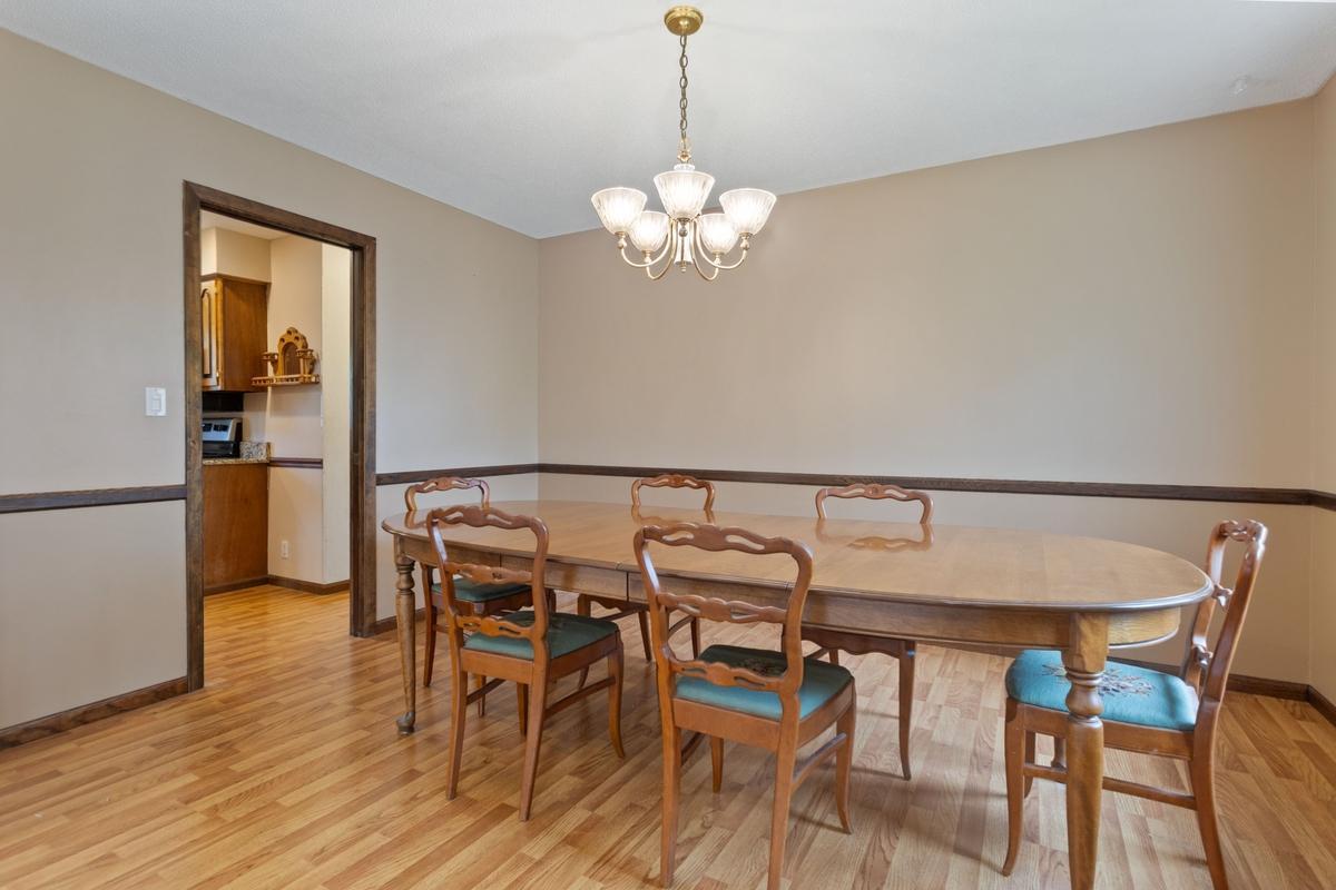 1559 McCarthy Road Eagan, MN 55121 - Photo 12 of 28