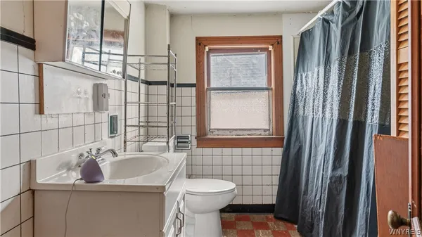 $109,000 | 27 Johnson Street, Lackawanna, NY 14218