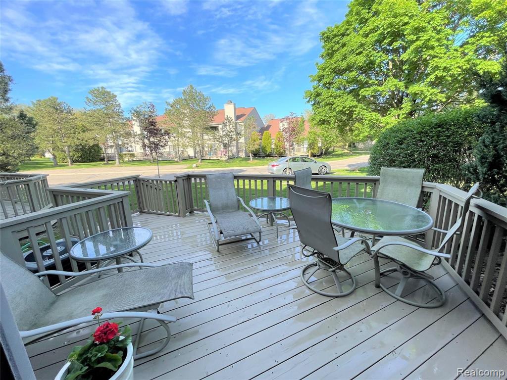 680 Highgate Mews, Unit 73 Rochester Hills, MI 48307 - Photo 35 of 43
