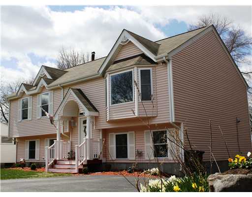 55 Treasure Road Narragansett, RI 02882 - Photo 1 of 12 Exterior Front.