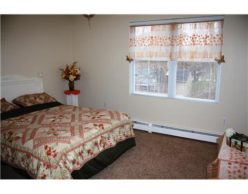 55 Treasure Road Narragansett, RI 02882 - Photo 7 of 12 Bedroom.