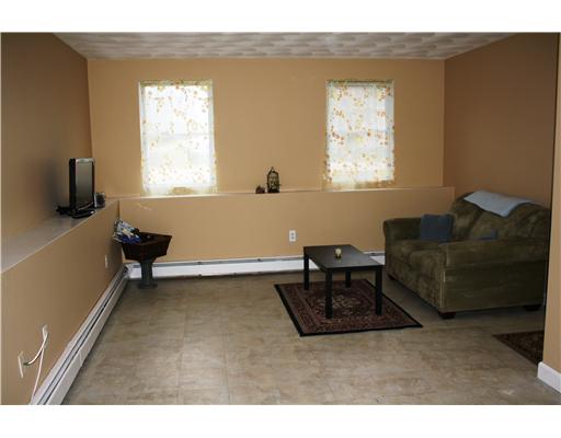 55 Treasure Road Narragansett, RI 02882 - Photo 10 of 12 Den/Family/Great Room.