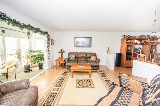 $850,000 | 646 Longview Road, Statesville, NC 28625