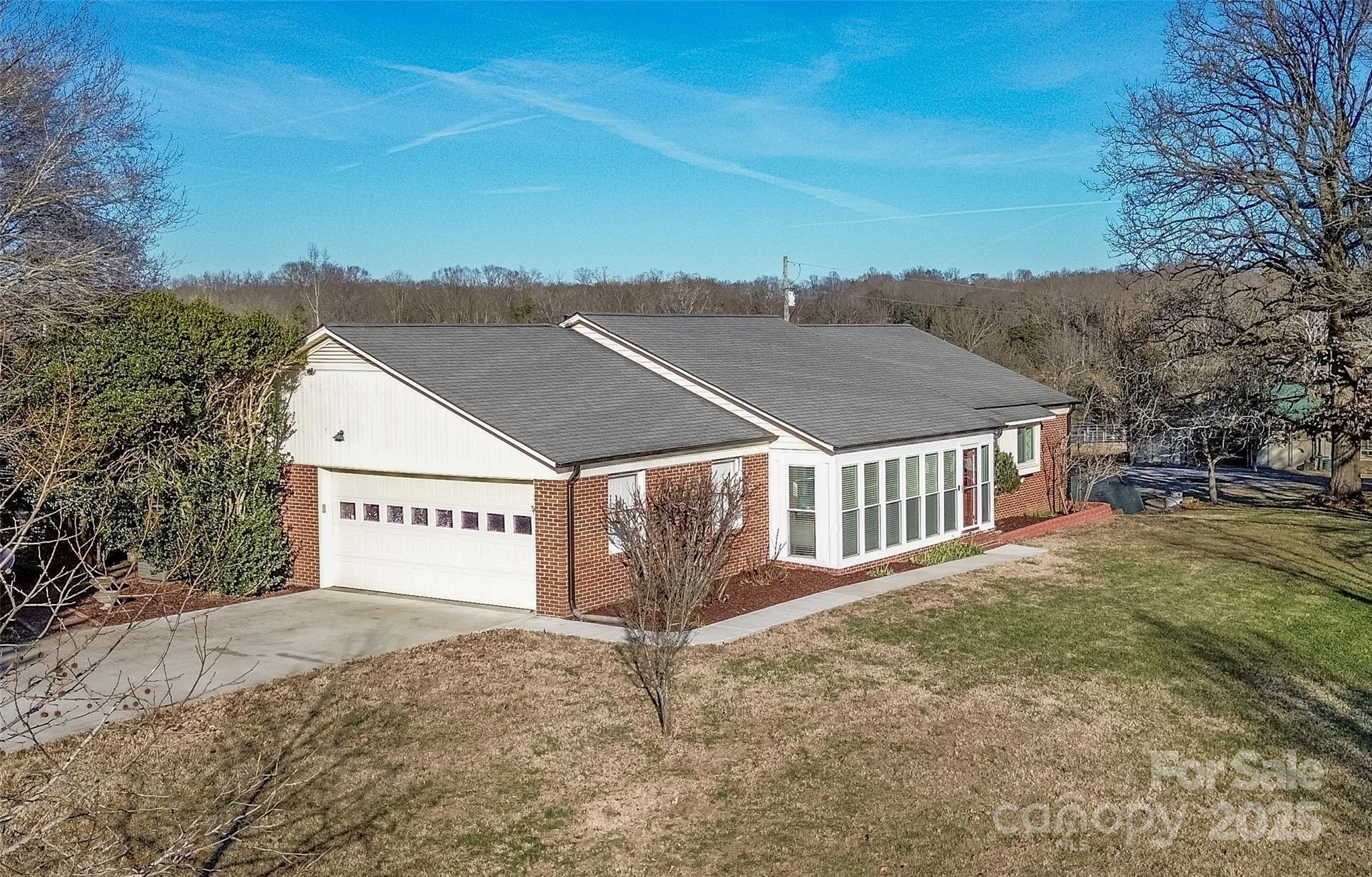 646 Longview Road Statesville, NC 28625 - Photo 2 of 46