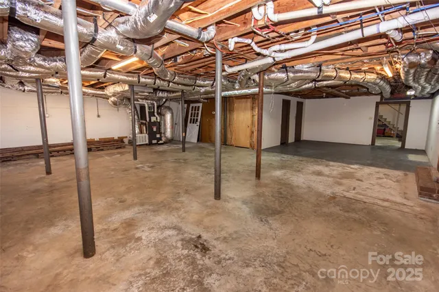 $850,000 | 646 Longview Road, Statesville, NC 28625