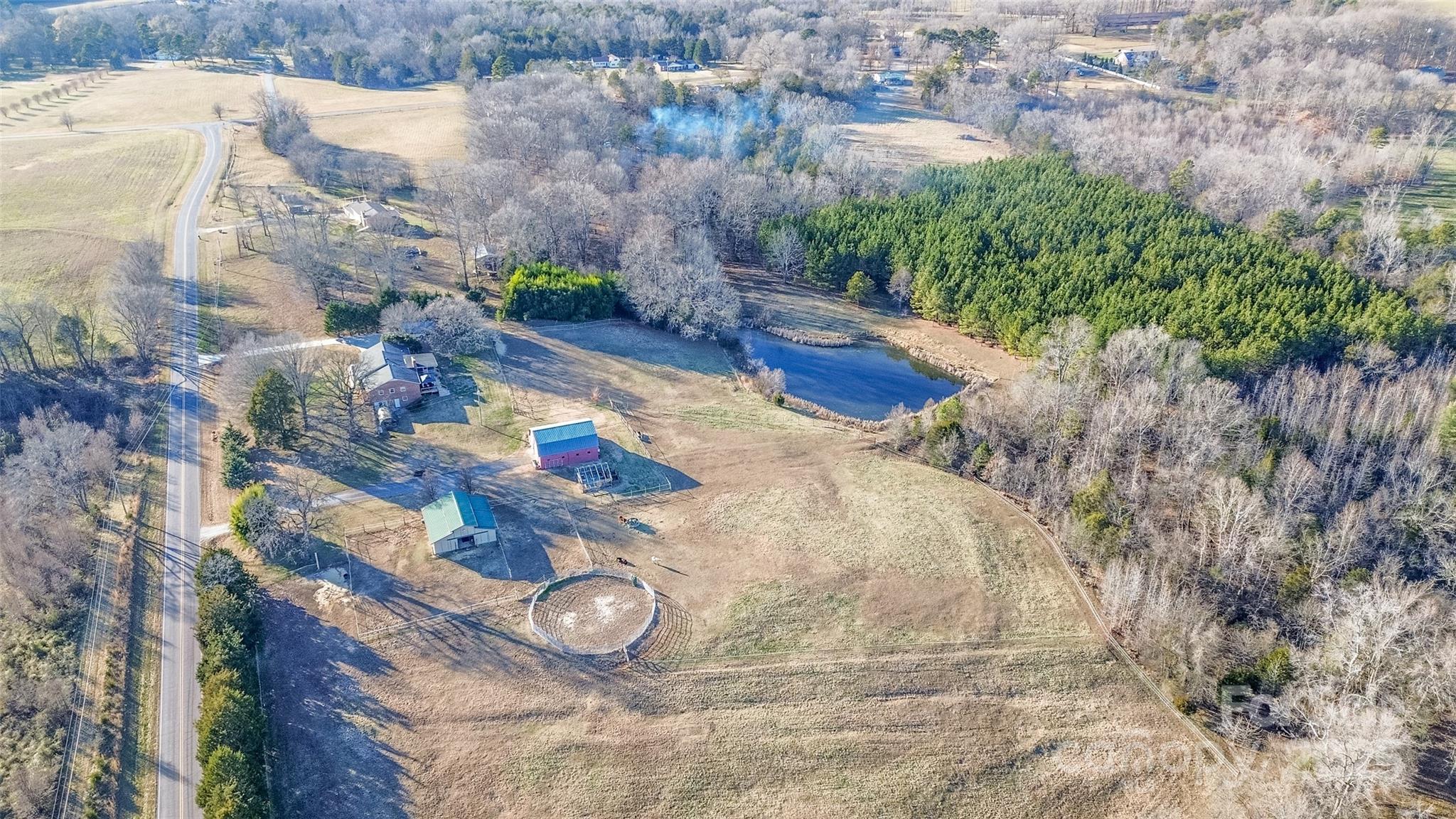 646 Longview Road Statesville, NC 28625 - Photo 4 of 46