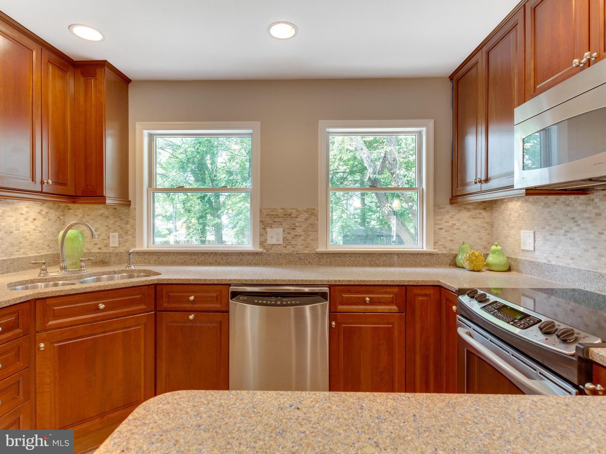 8532 Springman Street Alexandria, VA 22309 - Photo 8 of 30 Gourmet kitchen w/ GE Profile stainless steel!