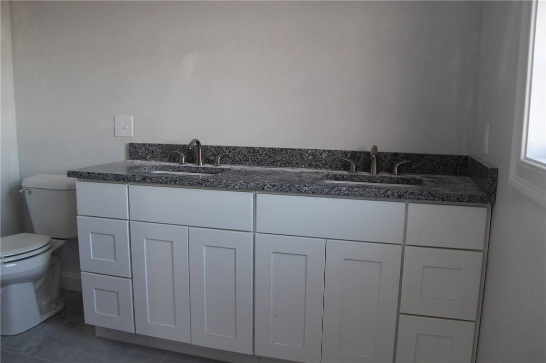 2095 East Main Road Portsmouth, RI 02871 - Photo 14 of 20 Gallery Image 14