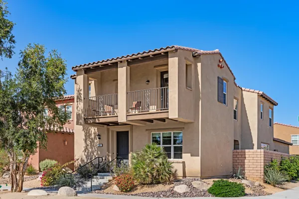 $555,000 | 585 Via De La Paz, Palm Desert, CA 92211