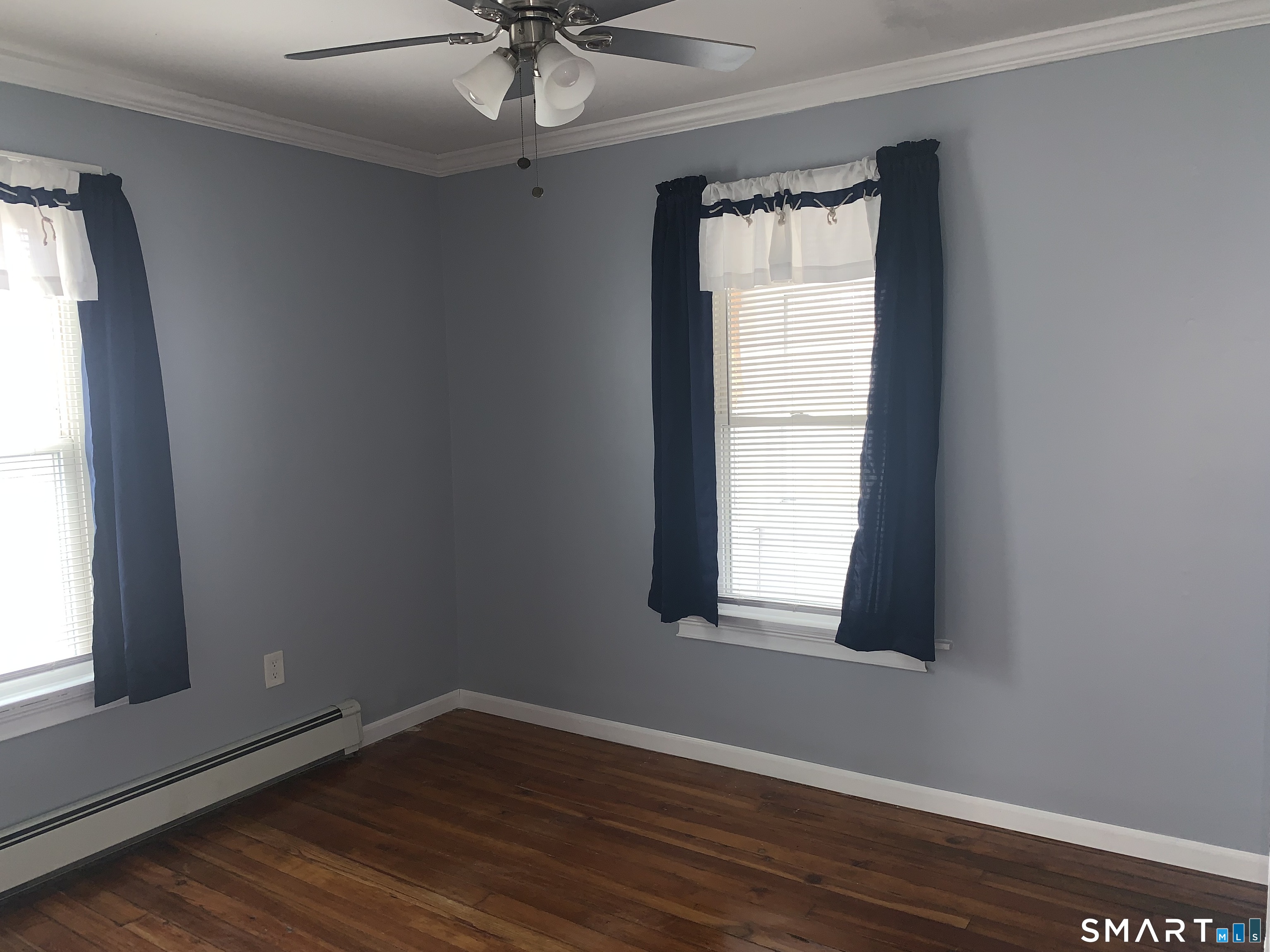 54 Brainard Road Enfield, CT 06082 - Photo 6 of 29 Front Bedroom