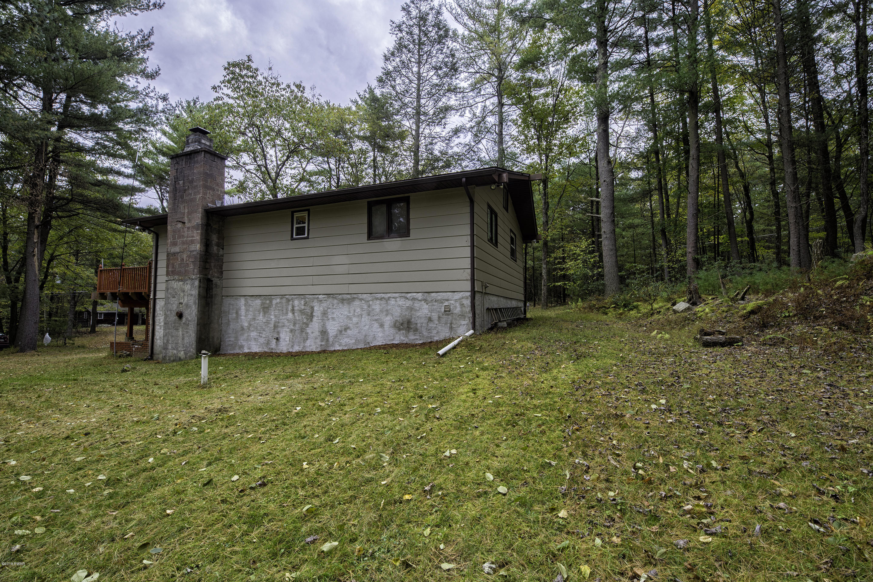 171 Neil Thompson Road Greeley, PA 18425 - Photo 6 of 20