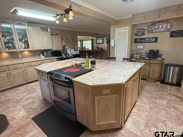 $599,000 | 1694 Farm To Market Road 319, Elkhart, TX 75839