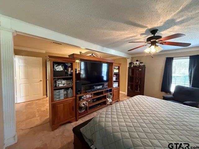 $599,000 | 1694 Farm To Market Road 319, Elkhart, TX 75839