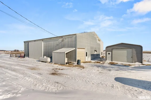 $225,000 | 9629 North 1000th Avenue, Cambridge, IL 61238