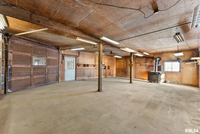 $225,000 | 9629 North 1000th Avenue, Cambridge, IL 61238