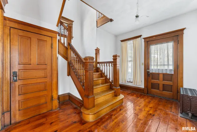 $225,000 | 9629 North 1000th Avenue, Cambridge, IL 61238