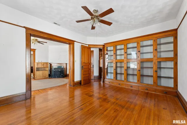 $225,000 | 9629 North 1000th Avenue, Cambridge, IL 61238