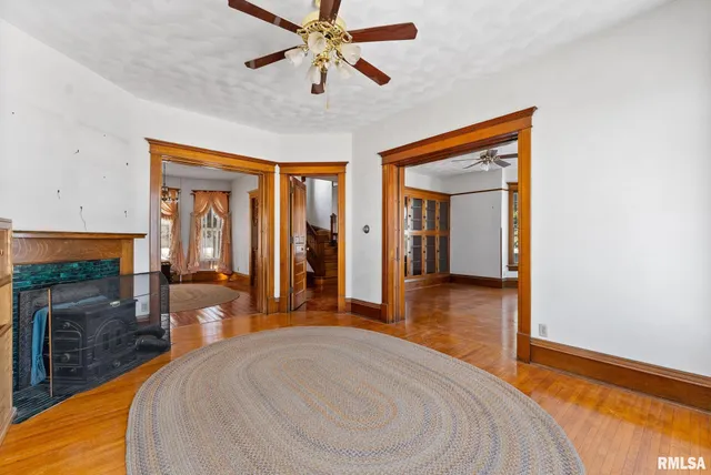 $225,000 | 9629 North 1000th Avenue, Cambridge, IL 61238