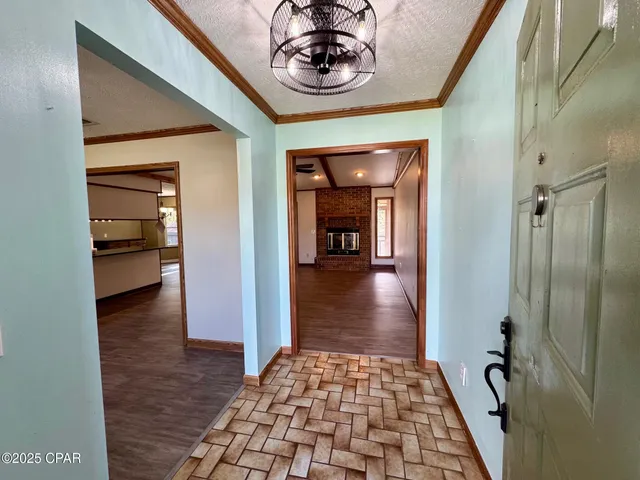 $2,400 | 6210 Imperial Drive, Panama City, FL 32404