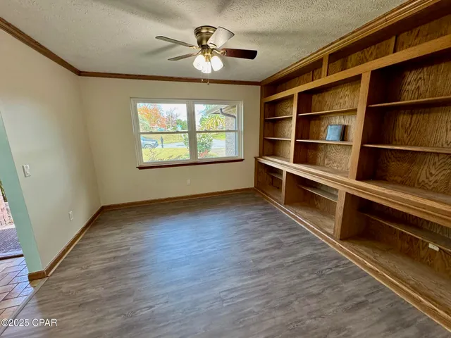 $2,400 | 6210 Imperial Drive, Panama City, FL 32404