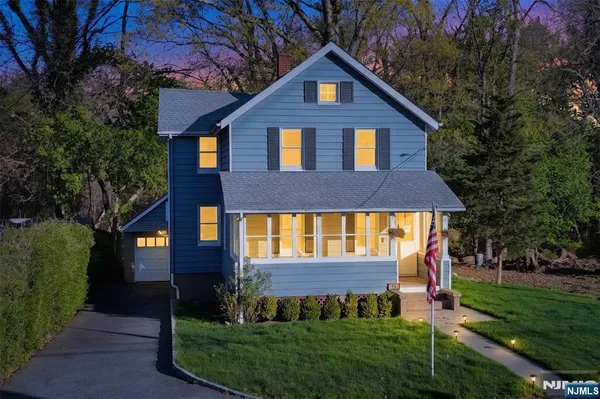 $735,000 | 36 Hines Avenue, Mahwah, NJ 07430