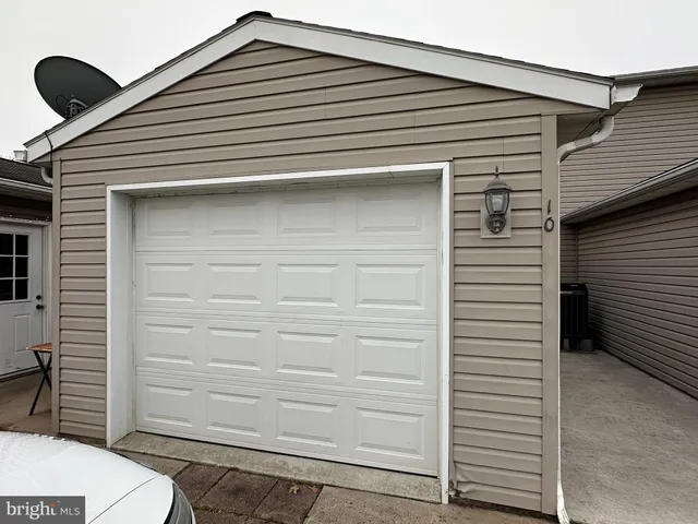 $189,000 | 10 Homestead Drive, Gettysburg, PA 17325