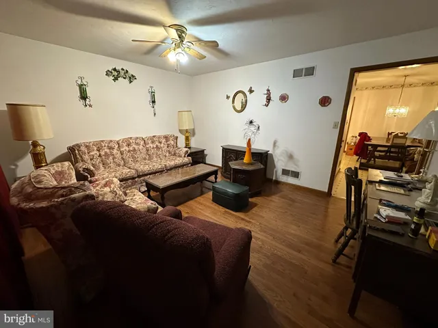 $189,000 | 10 Homestead Drive, Gettysburg, PA 17325