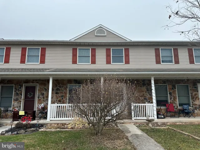 $189,000 | 10 Homestead Drive, Gettysburg, PA 17325