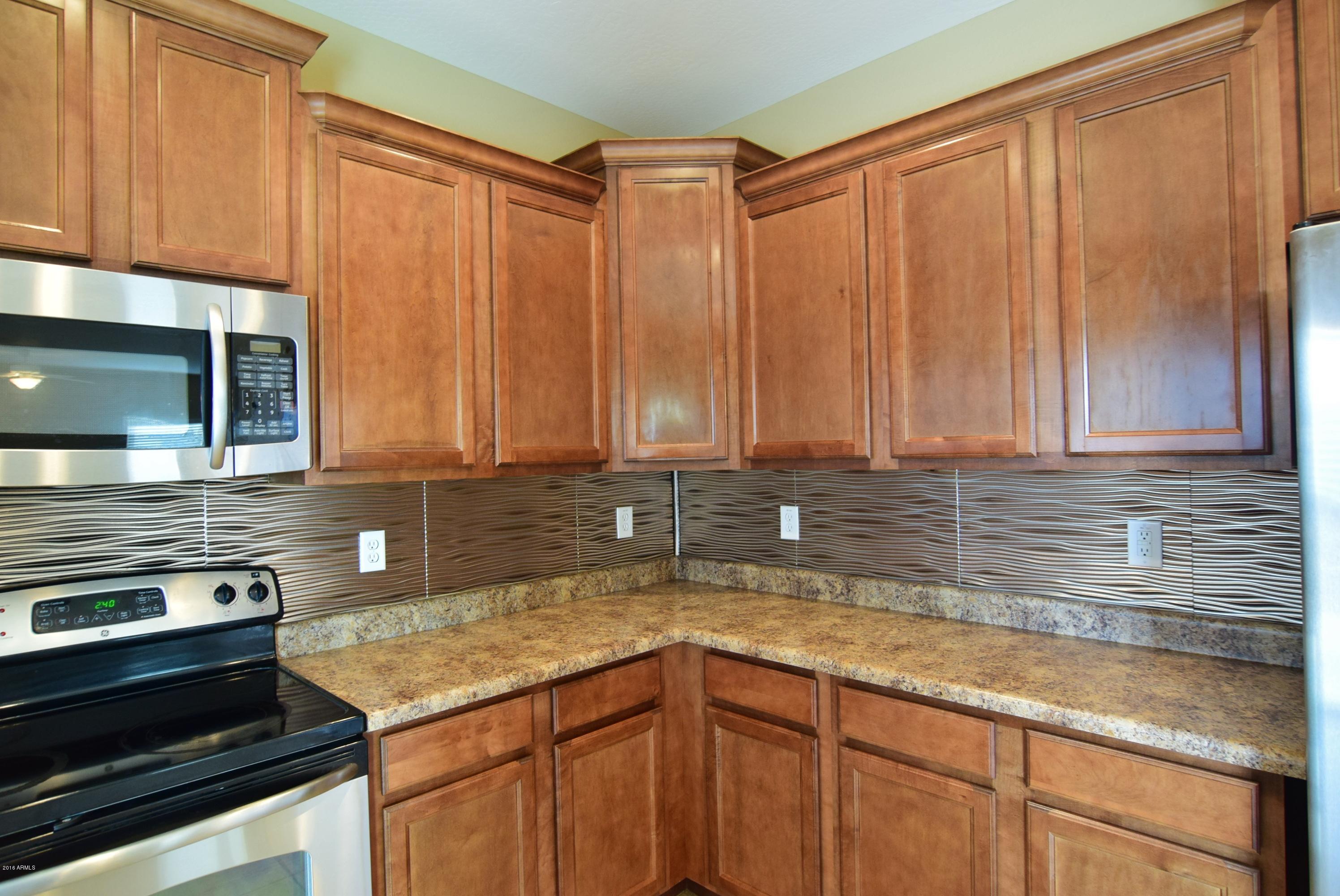 849 West Trellis Road San Tan Valley, AZ 85140 - Photo 3 of 21 Kitchen