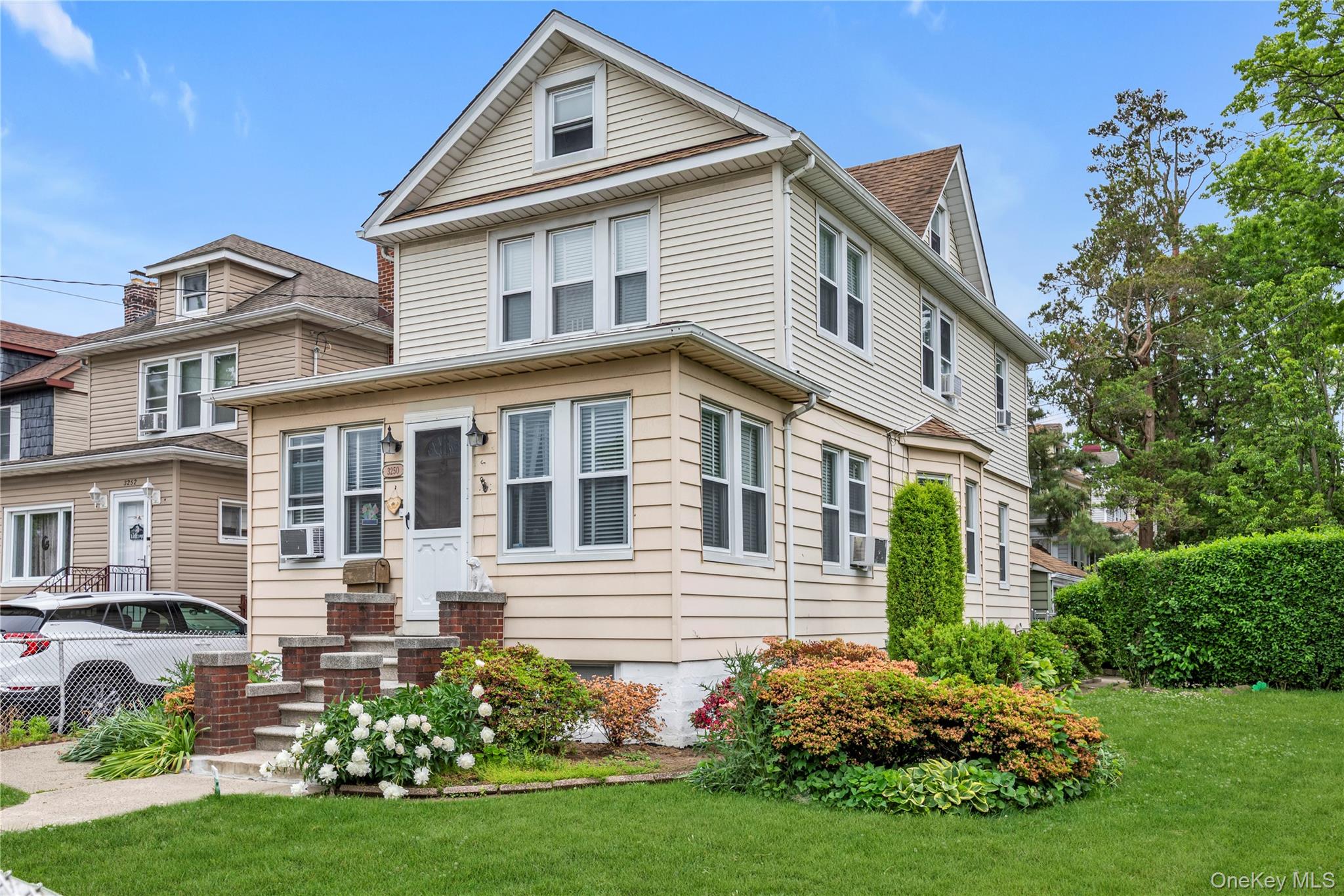 3250 Country Club Road Bronx, NY 10465 - Photo 1 of 13