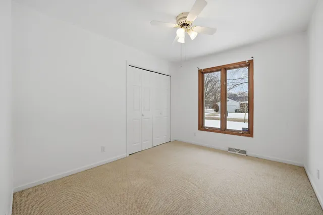 $235,500 | 3560 Montlake Drive, Rockford, IL 61114