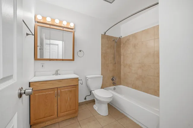 $235,500 | 3560 Montlake Drive, Rockford, IL 61114