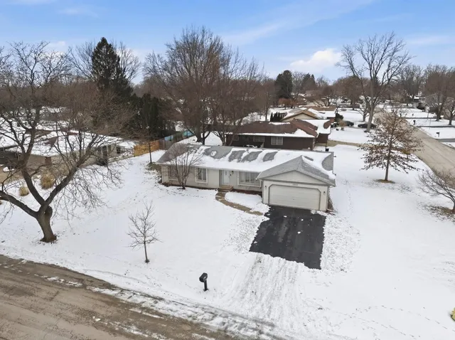 $235,500 | 3560 Montlake Drive, Rockford, IL 61114
